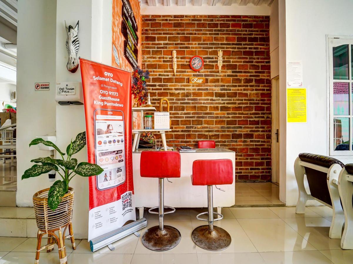 Super Oyo 91173 Guesthouse King Puntodewo Pakualaman Exterior photo